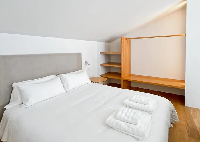 Housingcoruna Rua Do Anxo Hotel apartamentowy 3*