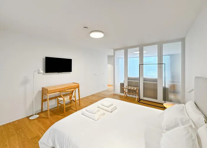 Hotel apartamentowy Housingcoruna Rua Do Anxo A Coruña