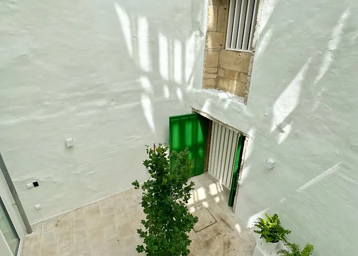 Hotel apartamentowy Housingcoruna Rua Do Anxo